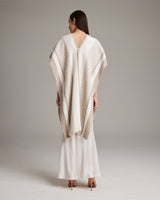 Model wearing Manta Comunidad in Textured Cotton, showcasing the back design