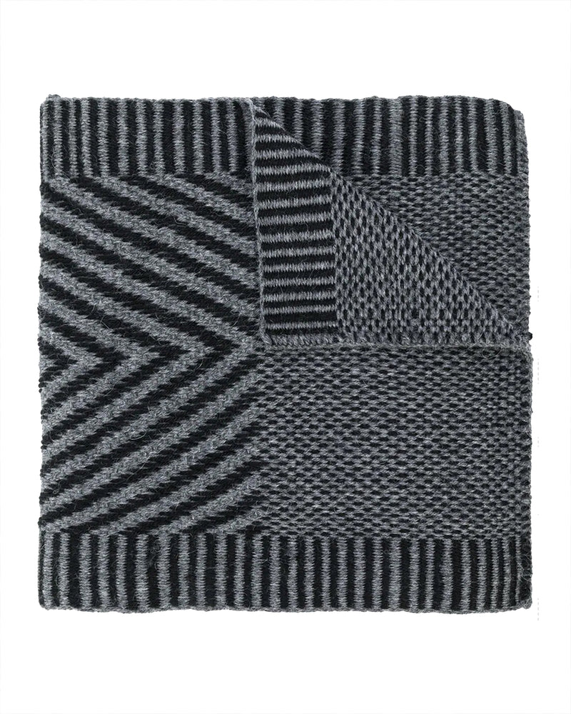 Hand-loomed Chevron scarf in grey tones, featuring graphic patterns